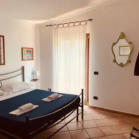 Oda ve Kahvaltı Dei Laghi Ciampino